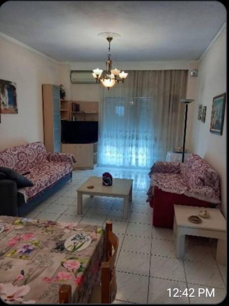 Near The Sea Apartment Néa Péramos Εξωτερικό φωτογραφία